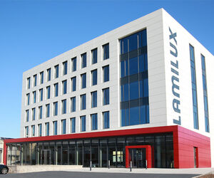 Der Tageslichtsystemhersteller LAMILUS mit neuem Bürogebäude