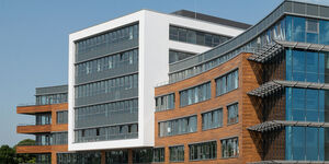 neues Bürogebäude, genannt A10 im Businesscampus München - Garching