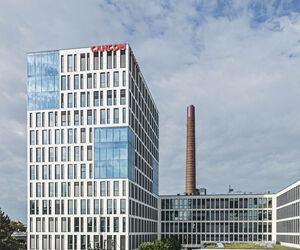 Im Arnulfpark entstand das Verwaltungs- und Bürogebäude Metris II